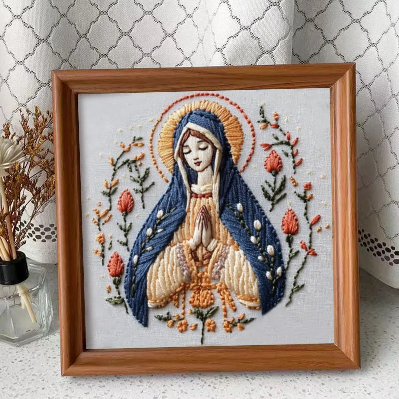 Punch Embroidery Kit - Graceful Mary