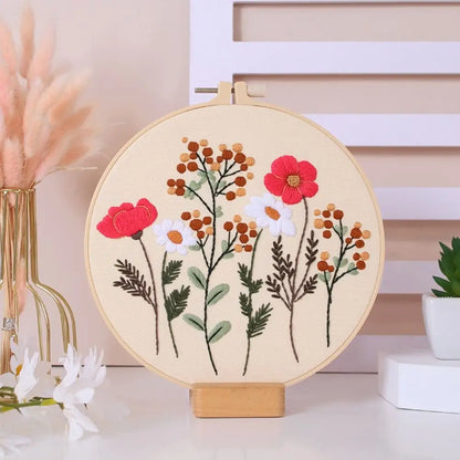Embroidery Kit Field Bloom Collection