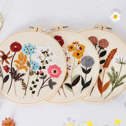 Embroidery Kit Field Bloom Collection