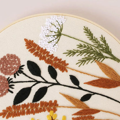 Embroidery Kit Field Bloom Collection
