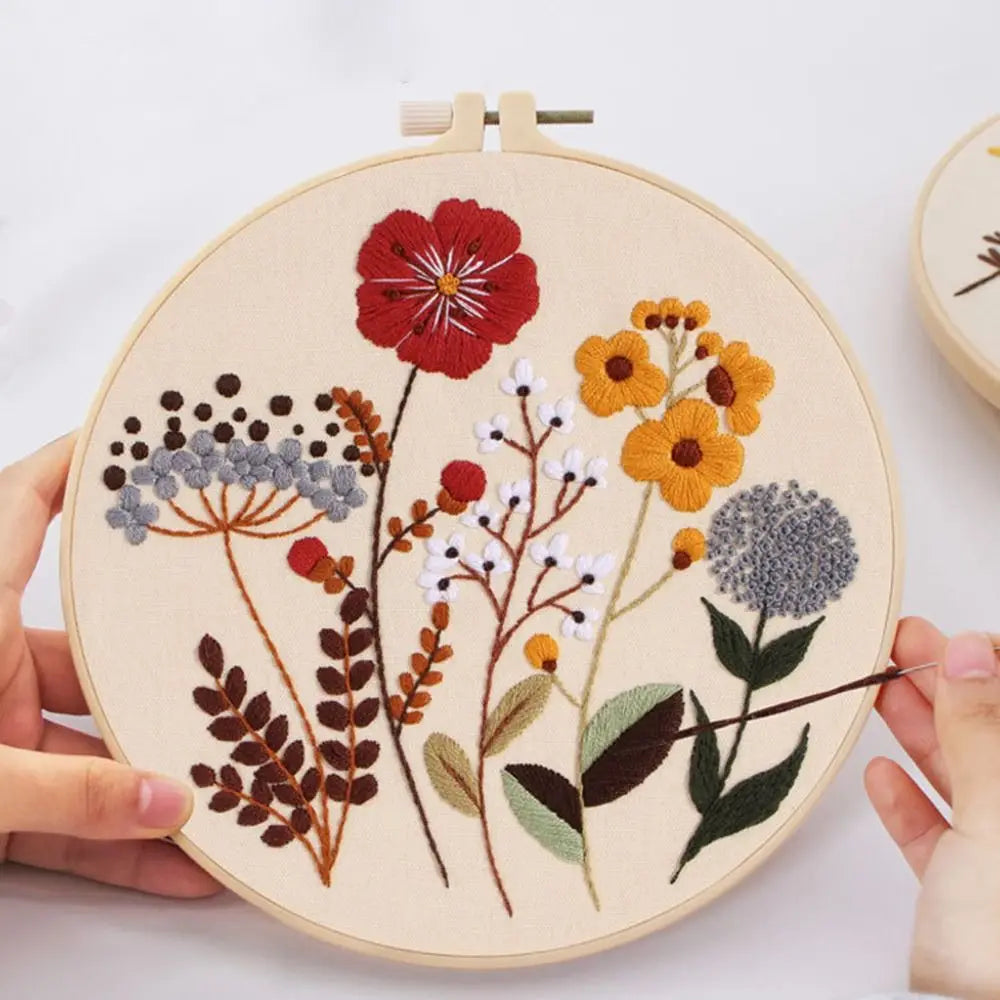 Embroidery Kit Field Bloom Collection