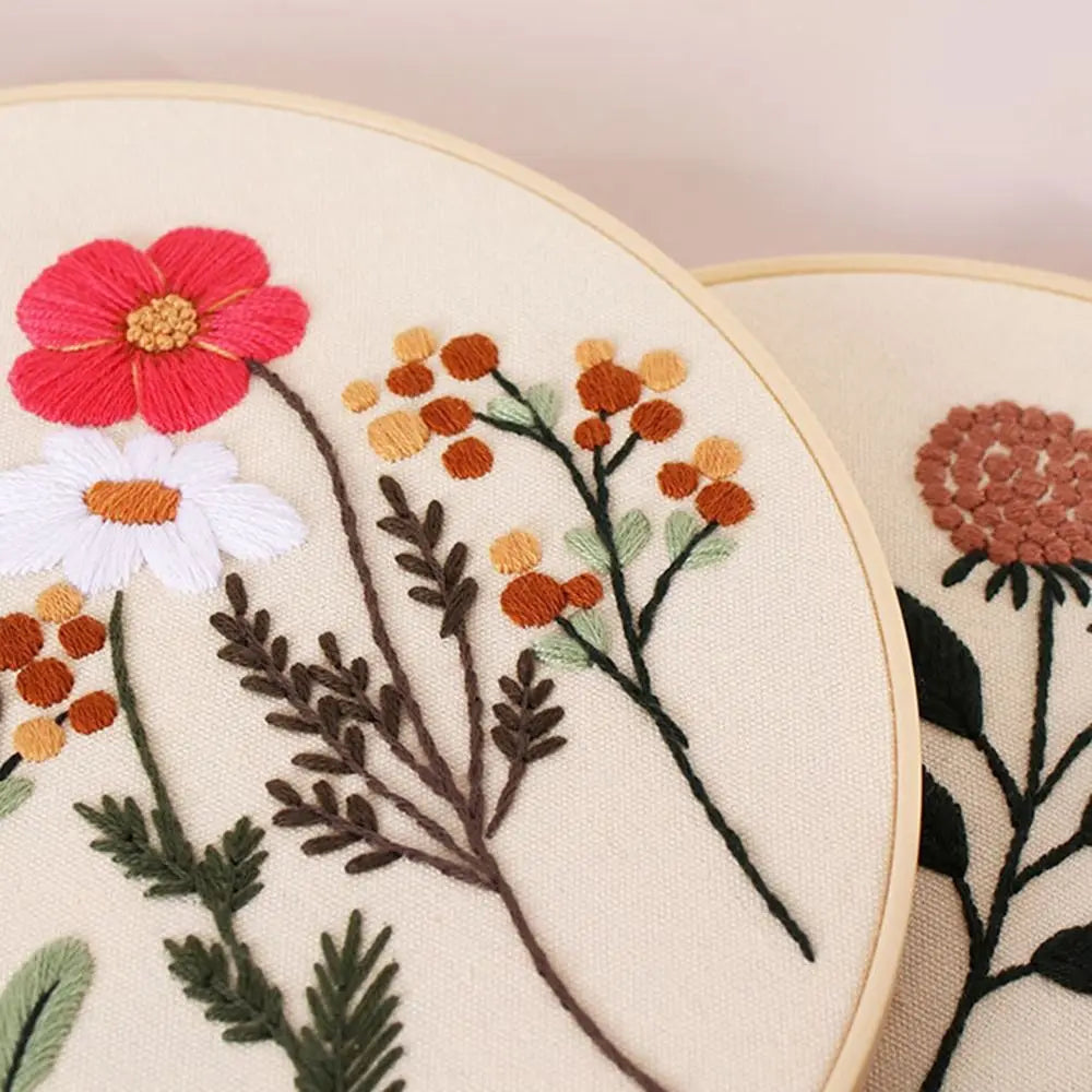 Embroidery Kit Field Bloom Collection