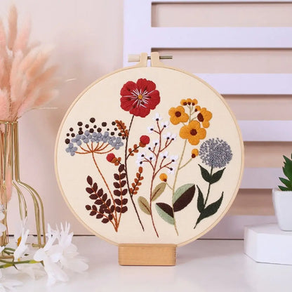 Embroidery Kit Field Bloom Collection