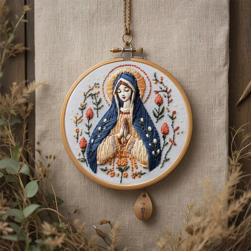 Punch Embroidery Kit - Graceful Mary